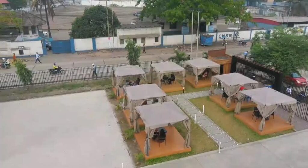 Kinshasa : Daniel Bumba inaugure le « Village Ditalaji », un nouvel espace de détente à Limete industriel 15 éme rue